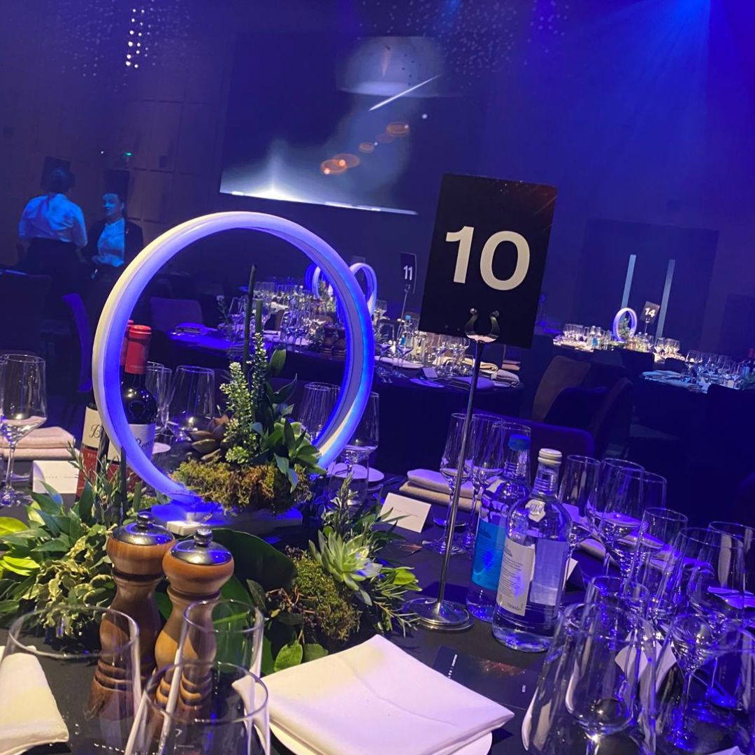 festival-lantern-centrepiece